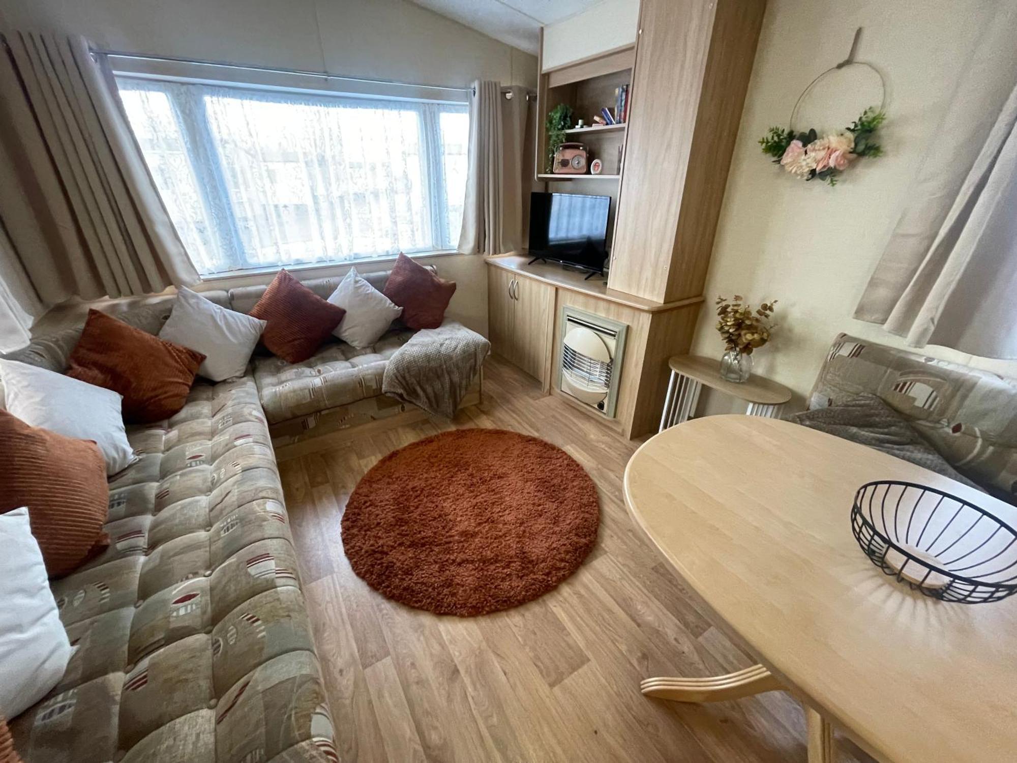 Sandlemere - 6 Berth, 3 Bedroom Caravan Tunstall  Exterior photo